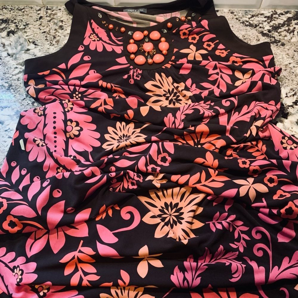 Dress - Picture 10 of 11